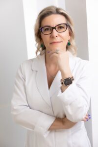Personal branding photo of a woman in Littleton studio